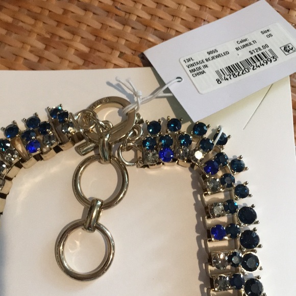 CWonder vintage bejweled necklace. Never worn - Picture 3 of 4